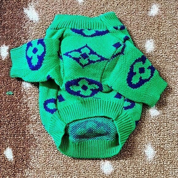 NWT Dog Sweater Small Breed Chihuahua Spring Pet Clothes Super Cute - Picture 2 of 6